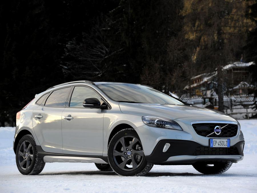  Volvo V40 Cross Country D4 2012 года  (фото 4 из 20)